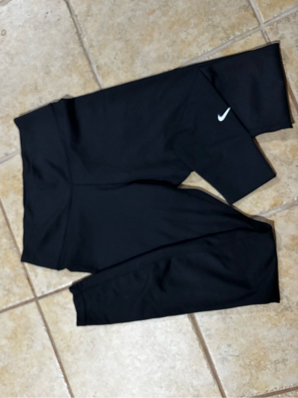Nike Women’s Athletic Leggings with White Swoosh
